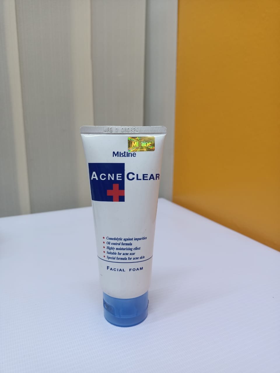 Mistine Acne Clear Facial Foam