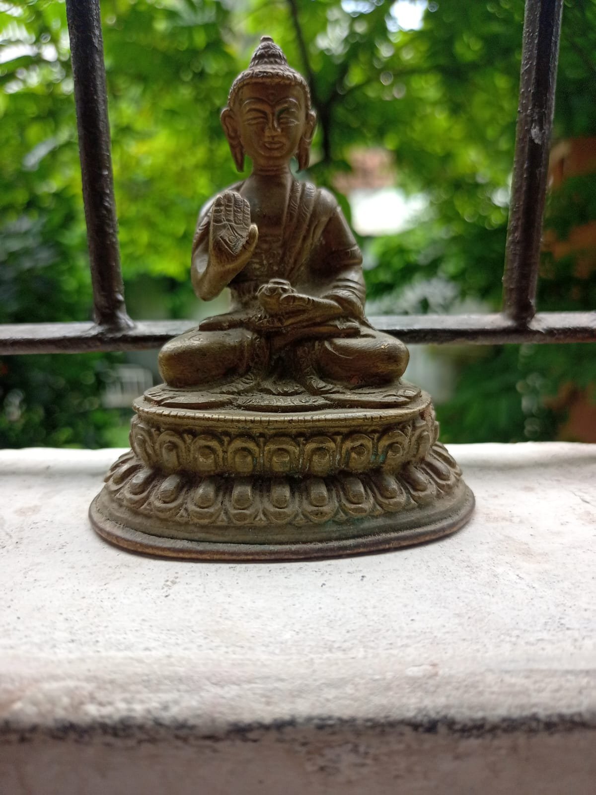 খাঁটি পিতলের গৌতমবুদ্ধ মূর্তি