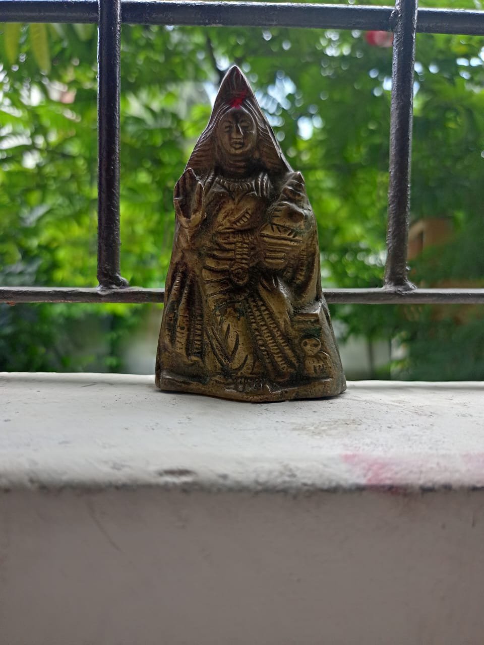 ঐতিহ্য, সৌন্দর্য ও আধ্যাত্মিকতার এক অসাধারণ লক্ষ্মী মূর্তি