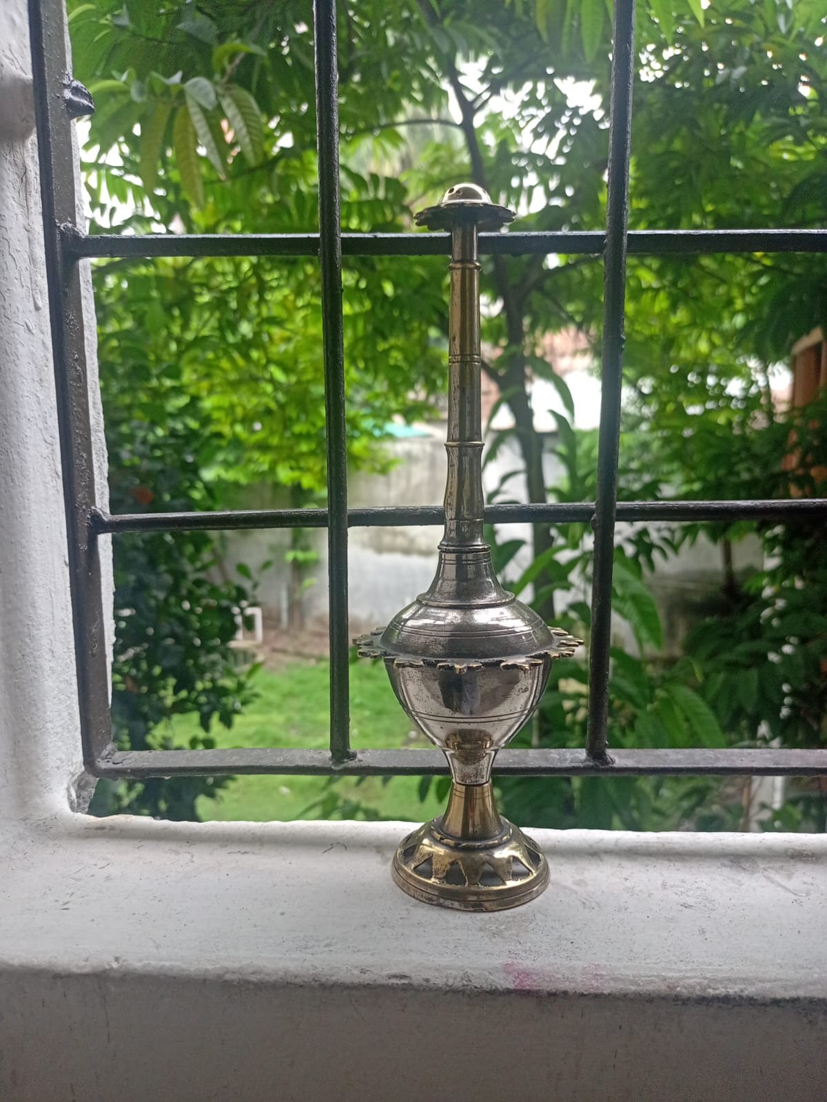 সমৃদ্ধ সাংস্কৃতিক ঐতিহ্য প্রদর্শন গোলাপ পাশ বা গোলাপদান