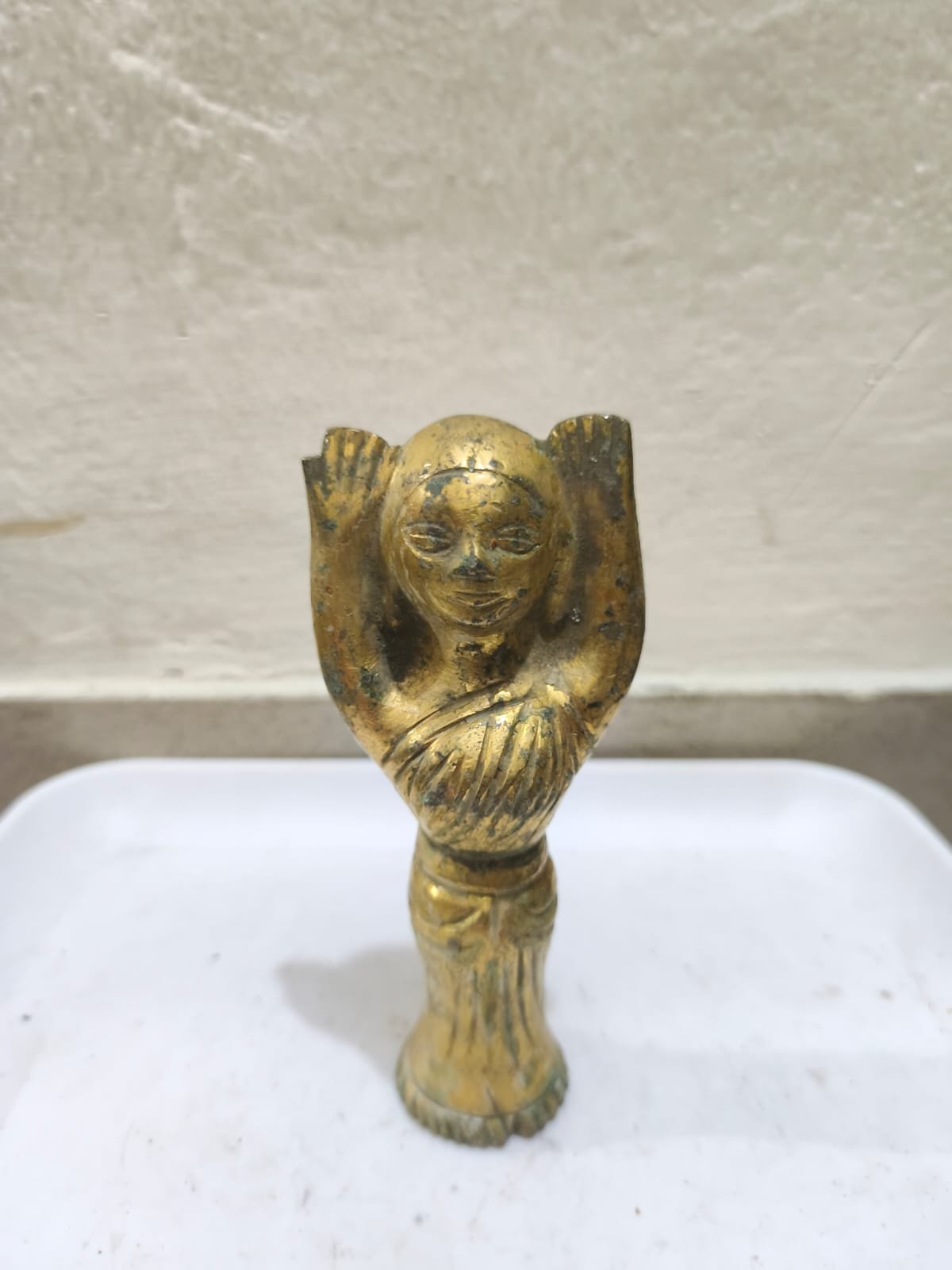 দেবী দীপা লক্ষ্মীর ভাস্কর্য