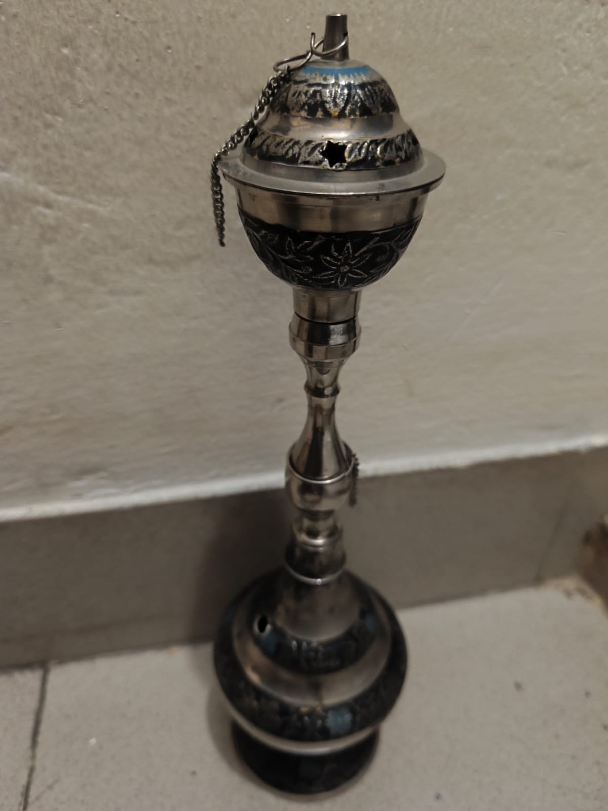 একটি প্রাচীন হুক্কা