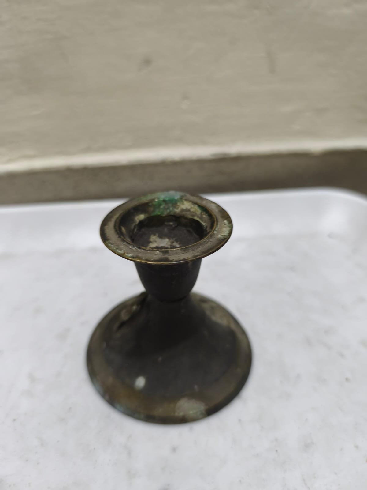 পিতলের মোমবাতি ধারক