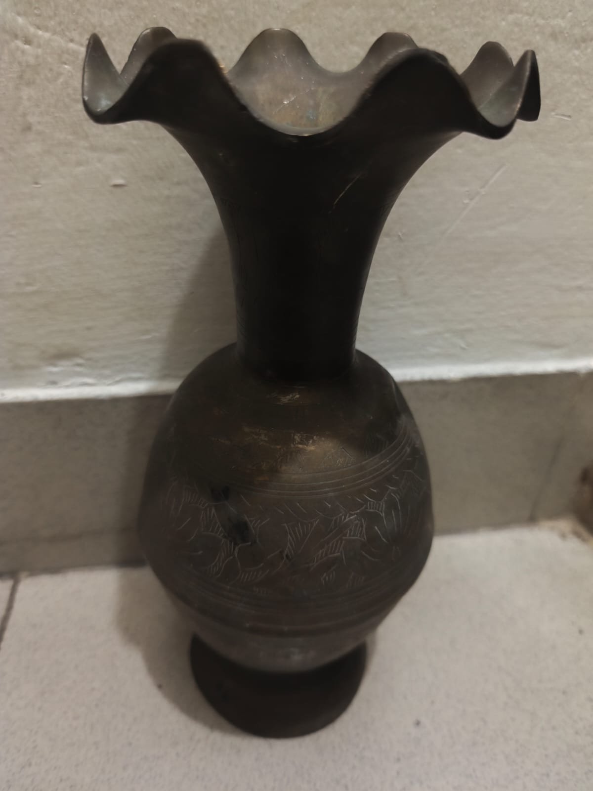 ভারতীয়  পিতলের /ব্রোঞ্জের ফুলদানি