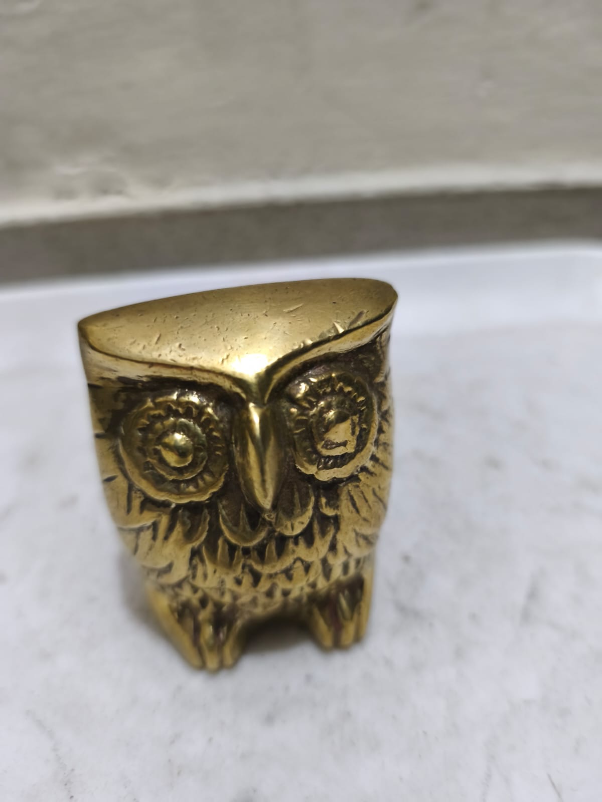 পিতলের তৈরি পেঁচার মূর্তি