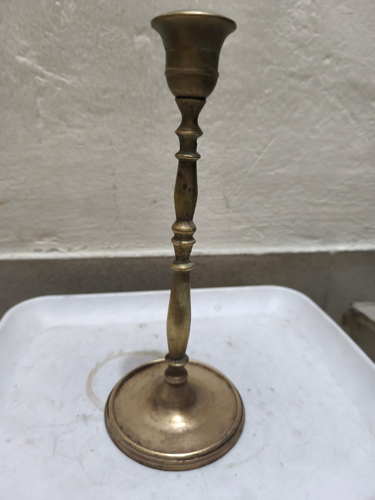 পিতলের মোমদানি