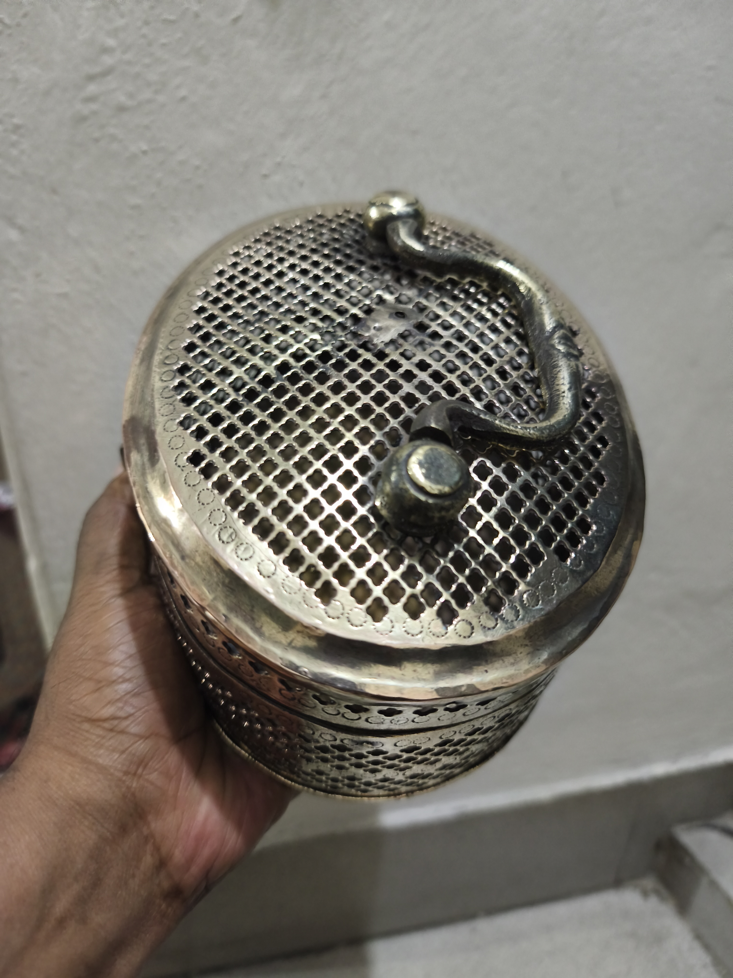 পিতলের তৈরি গহনার বাক্স