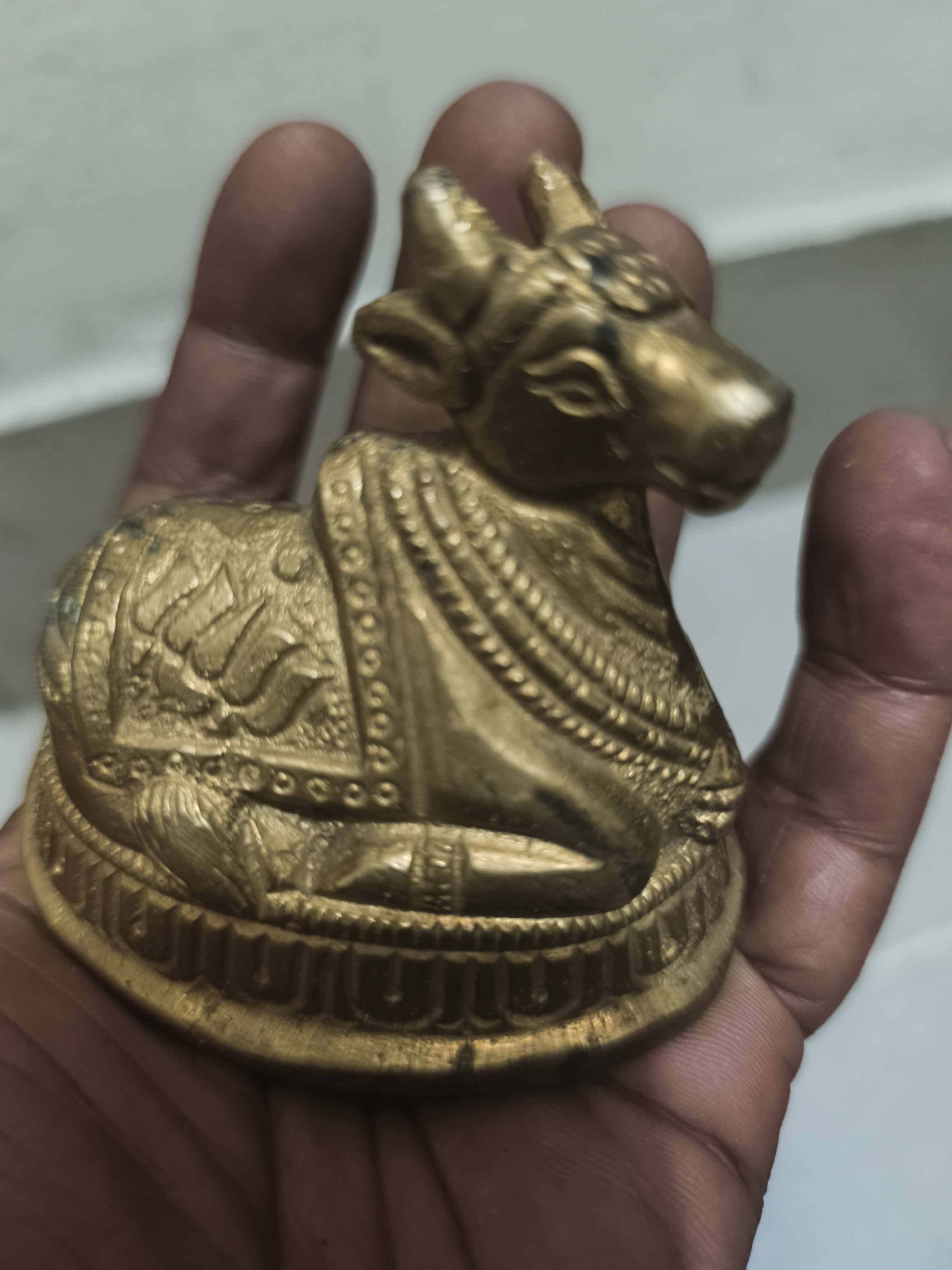 পিতলের নন্দী মূর্তি/গরুর বাচ্চা