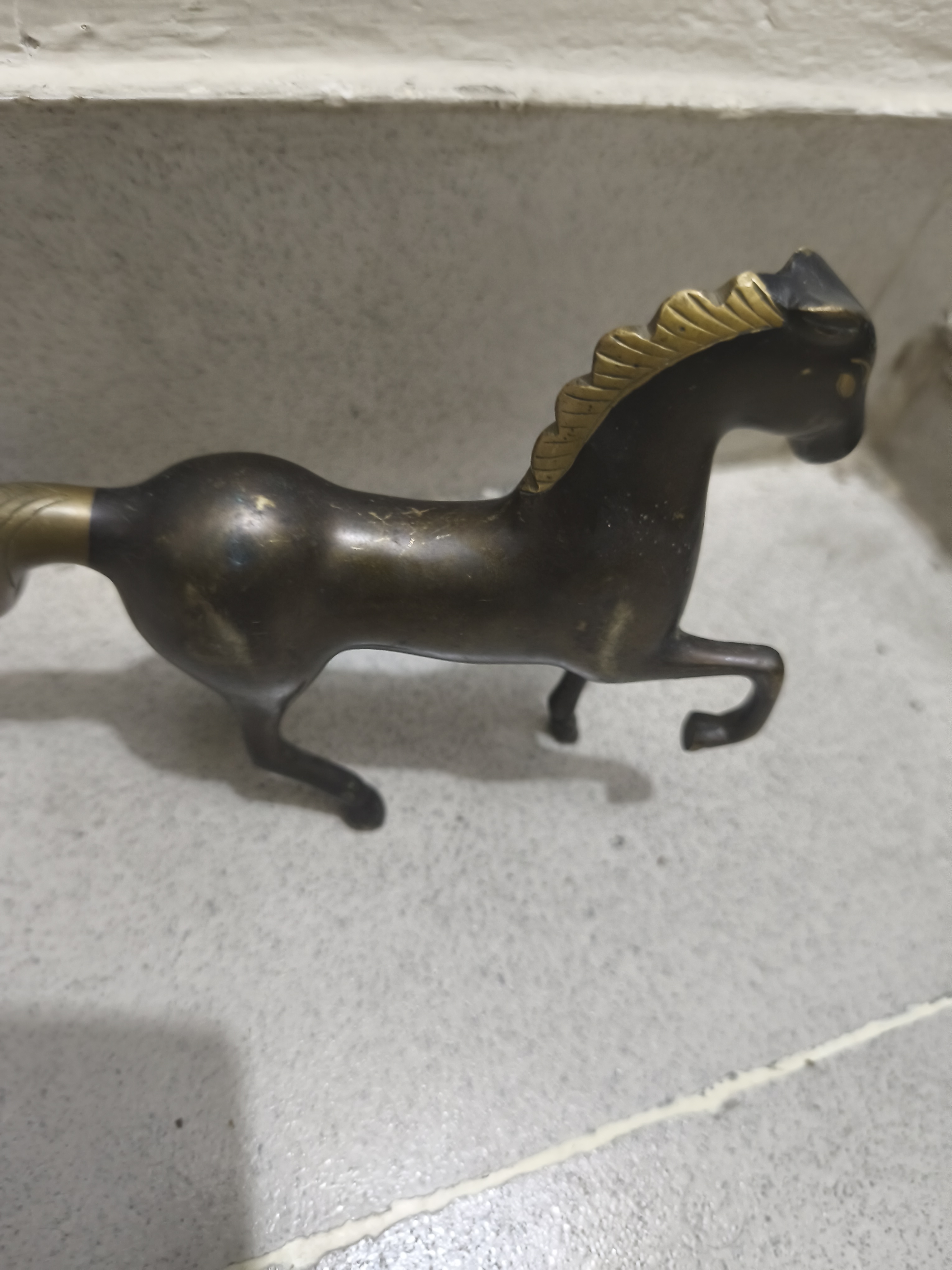 🏡 ঘরের সৌন্দর্যে বাড়তি মাত্রা – খাঁটি পিতলের পলিশ করা ঘোড়া