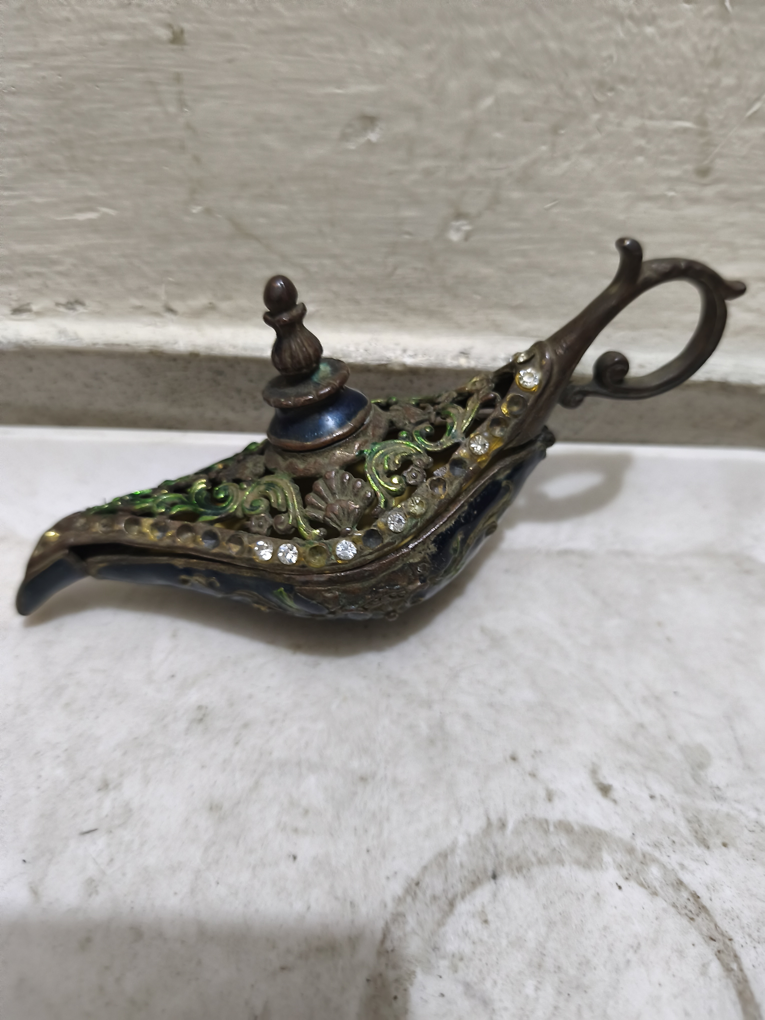 আলাদিনের জাদুর প্রদীপ