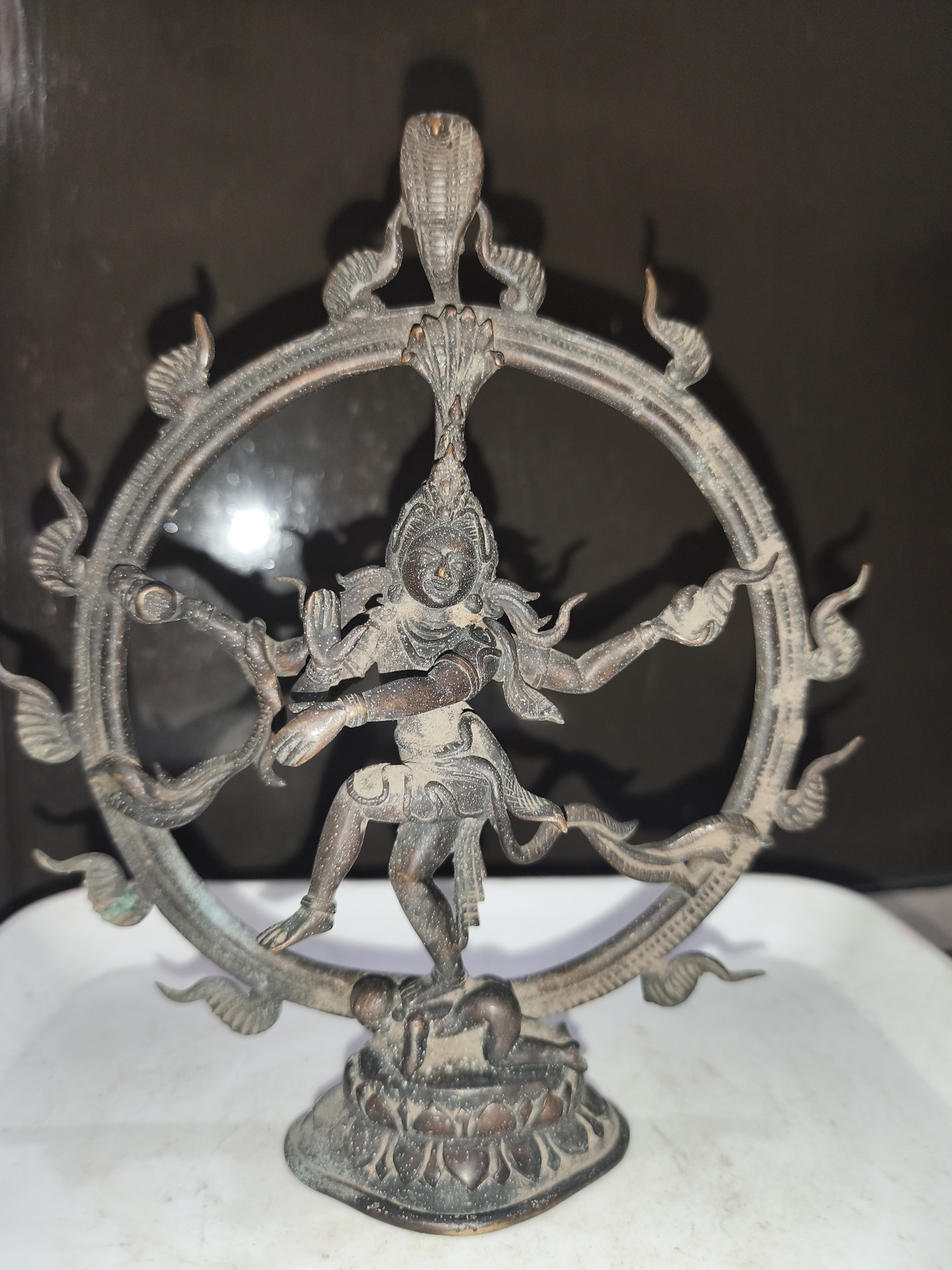 দেবতা শিব নটরাজের এ ভাস্কর্য