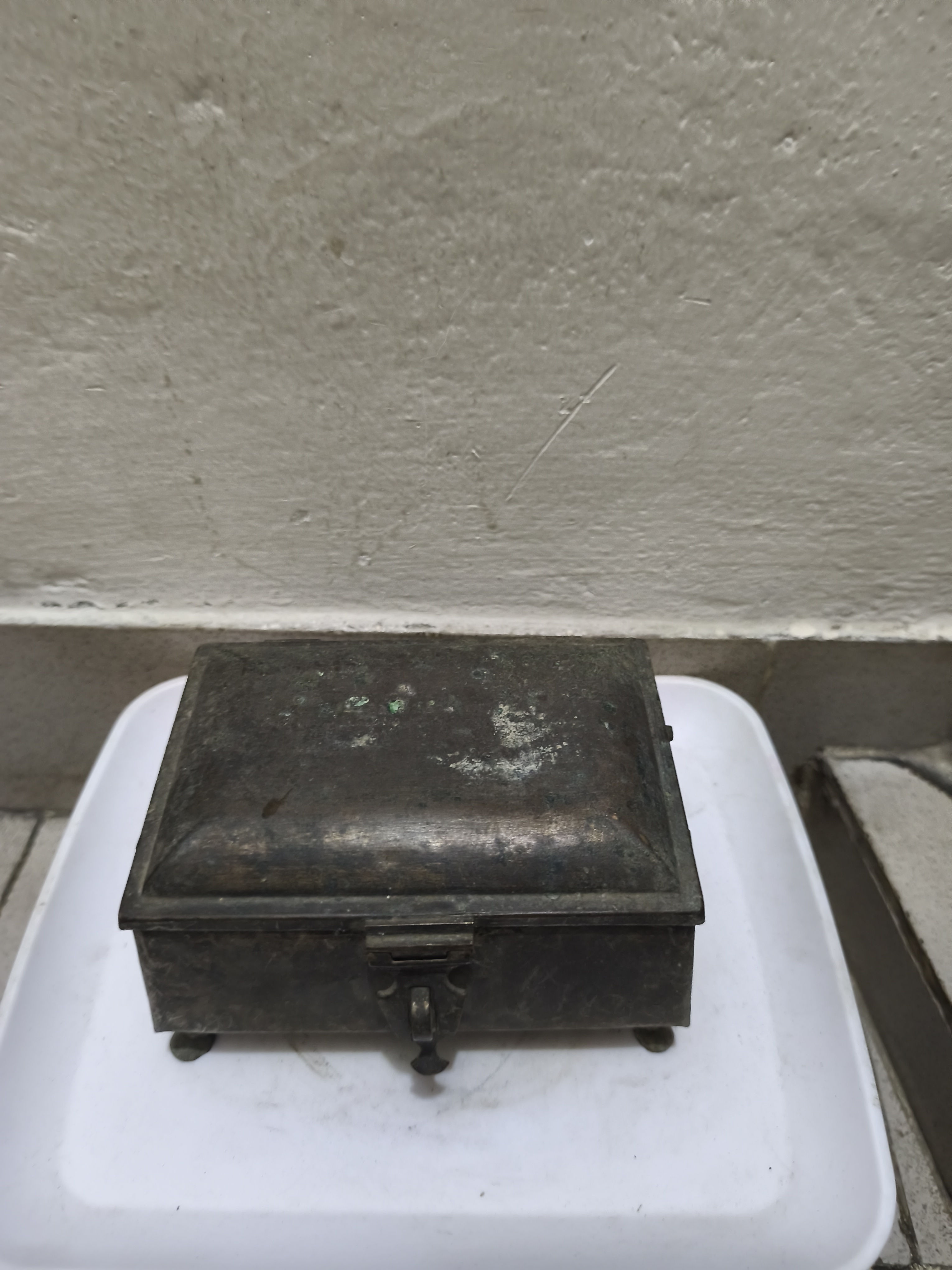 পুরোনো পিতলের পানদানি