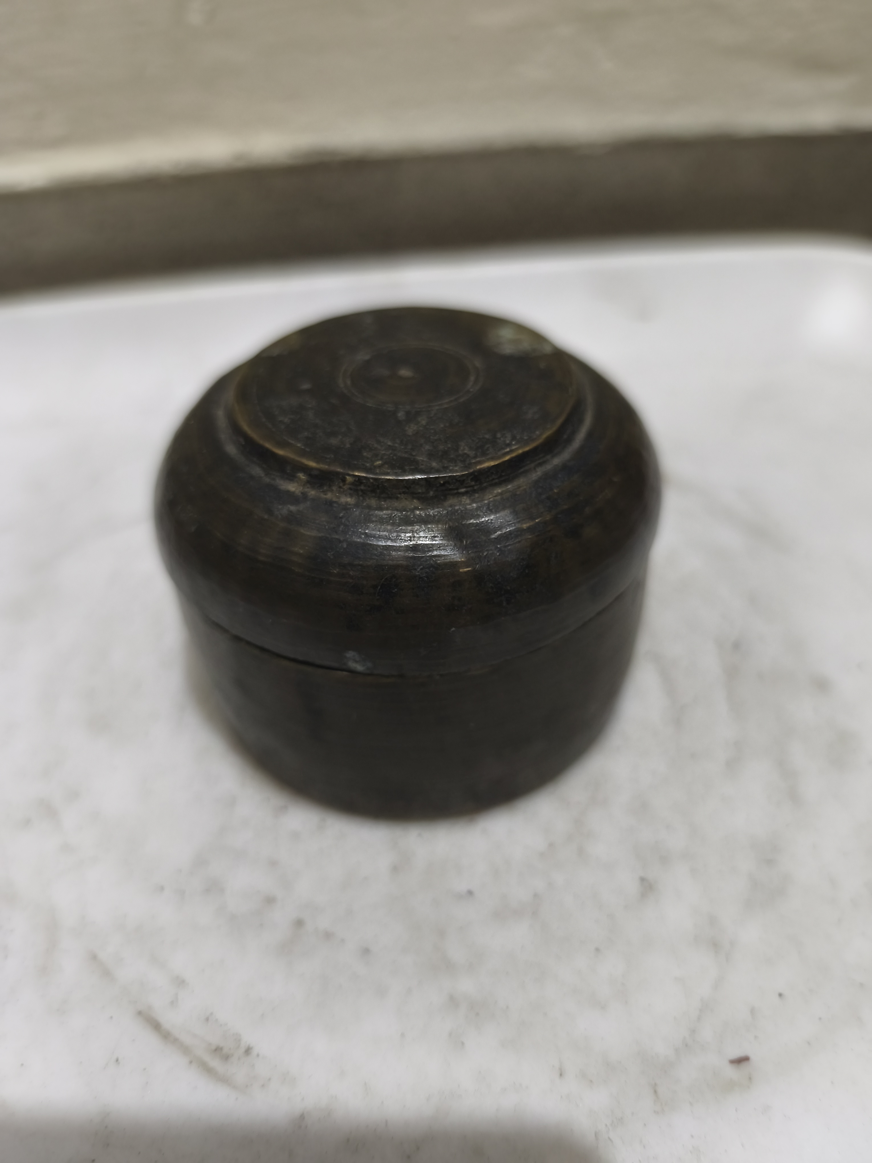 চুন সুপারি রাখার বক্স