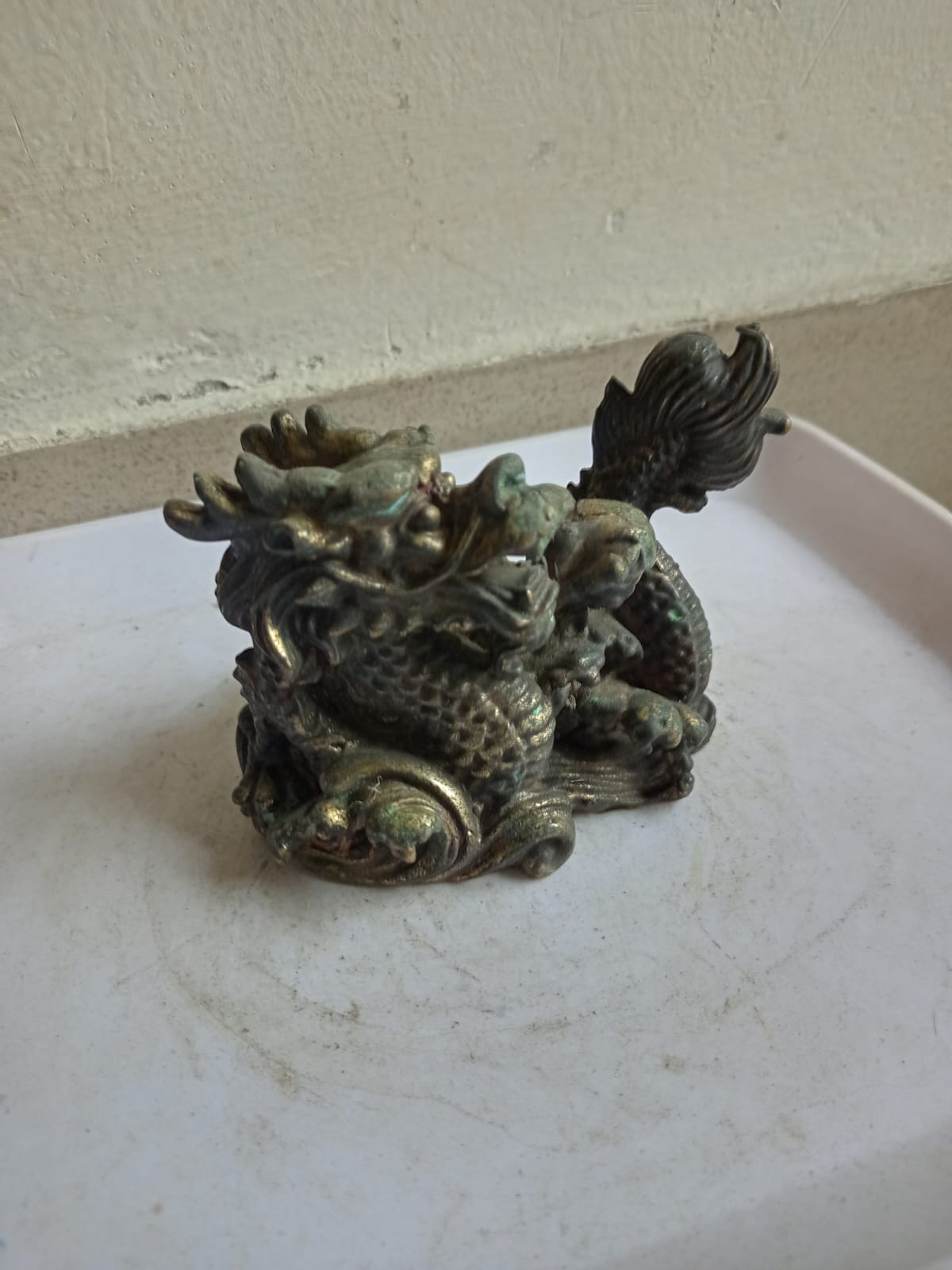চীনা শৈলীর ড্রাগনের মূর্তি
